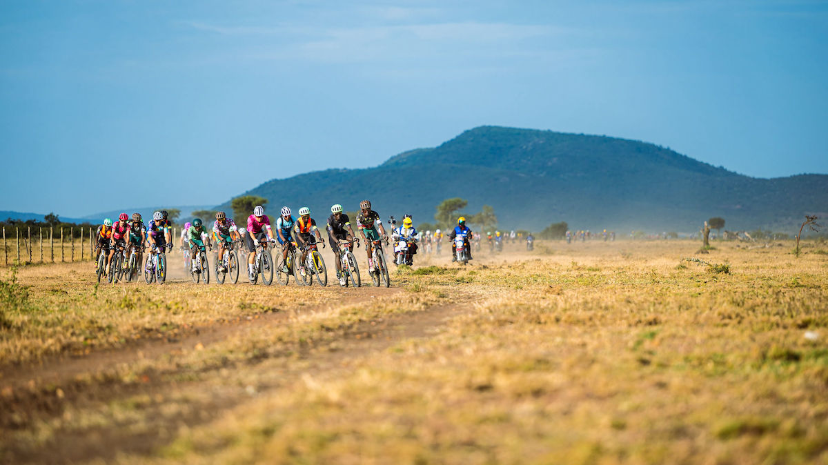 AA1H9uZg Racing Across Kenya's Savannas and Wildlife Trails – Haley Hunter Smith and Lukas Baum Triumph in Four-Stage Migration Gravel Race