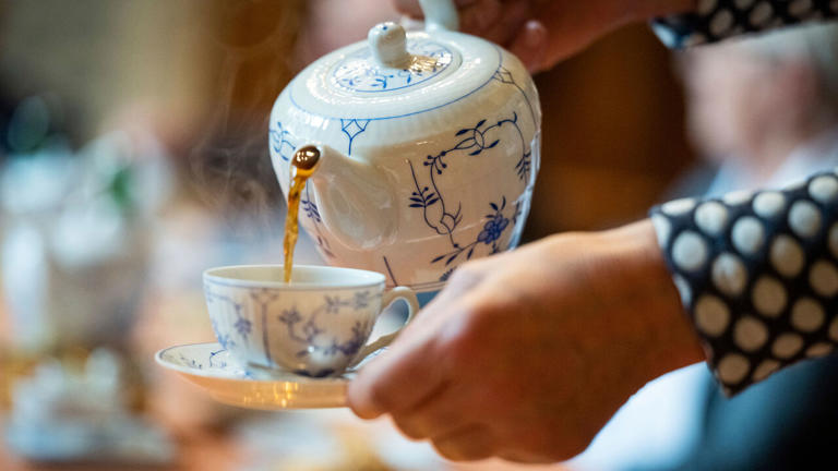 Hete dagen: hoe hou je het hoofd koel en wat doe je beter niet?