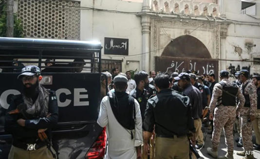 13 Soldiers Killed In Suicide Car Bomb Attack In Pakistan