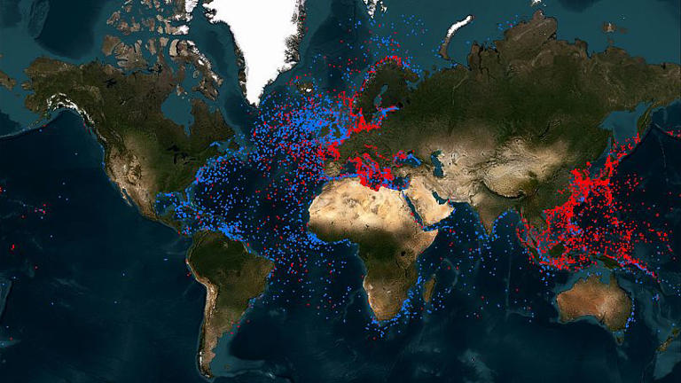 How many countries have nuclear weapons, and who are they?