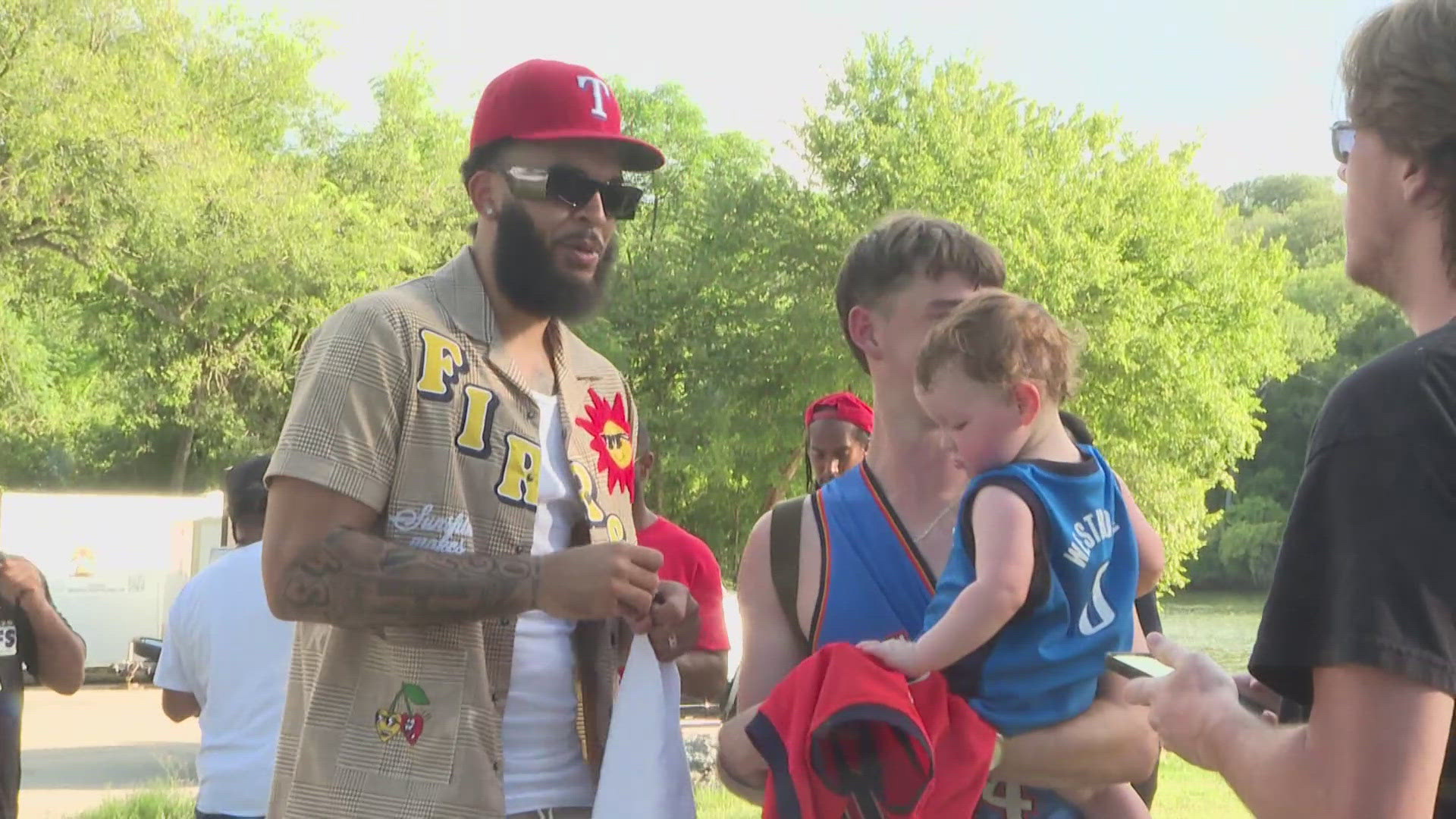 Kenrich Williams brings NBA victory home to Waco with heartfelt celebration