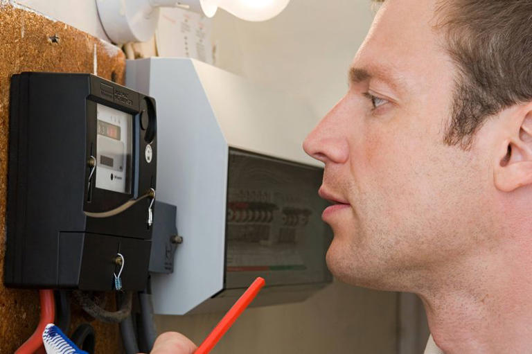 Energy price cap deadline for sending in meter readings and lowering ...