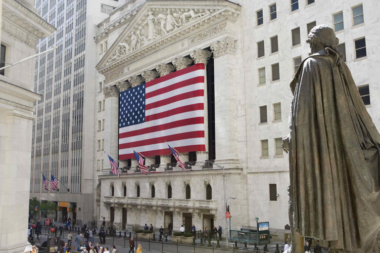 are the stock markets open on july 4th