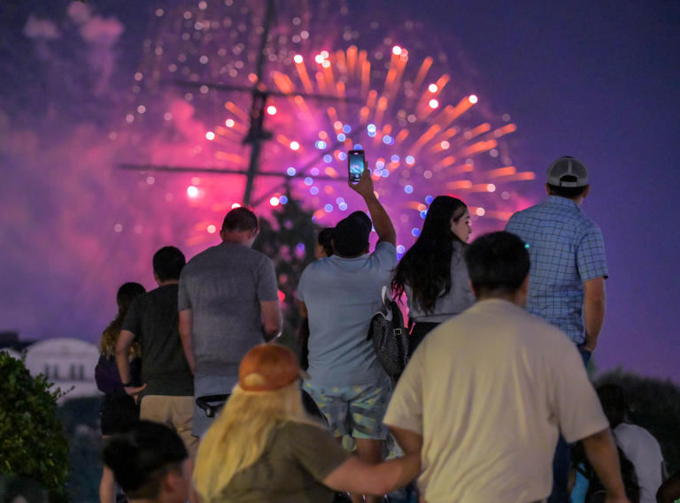 4 of july fireworks baltimore