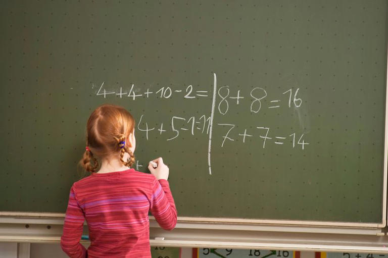 'Tricky' math question only 15% can answer is hiding 'simple' solution