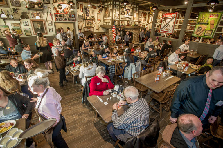 Cracker Barrel won the hearts of many Americans with decor meant to evoke the feeling of being in your grandmother’s house.