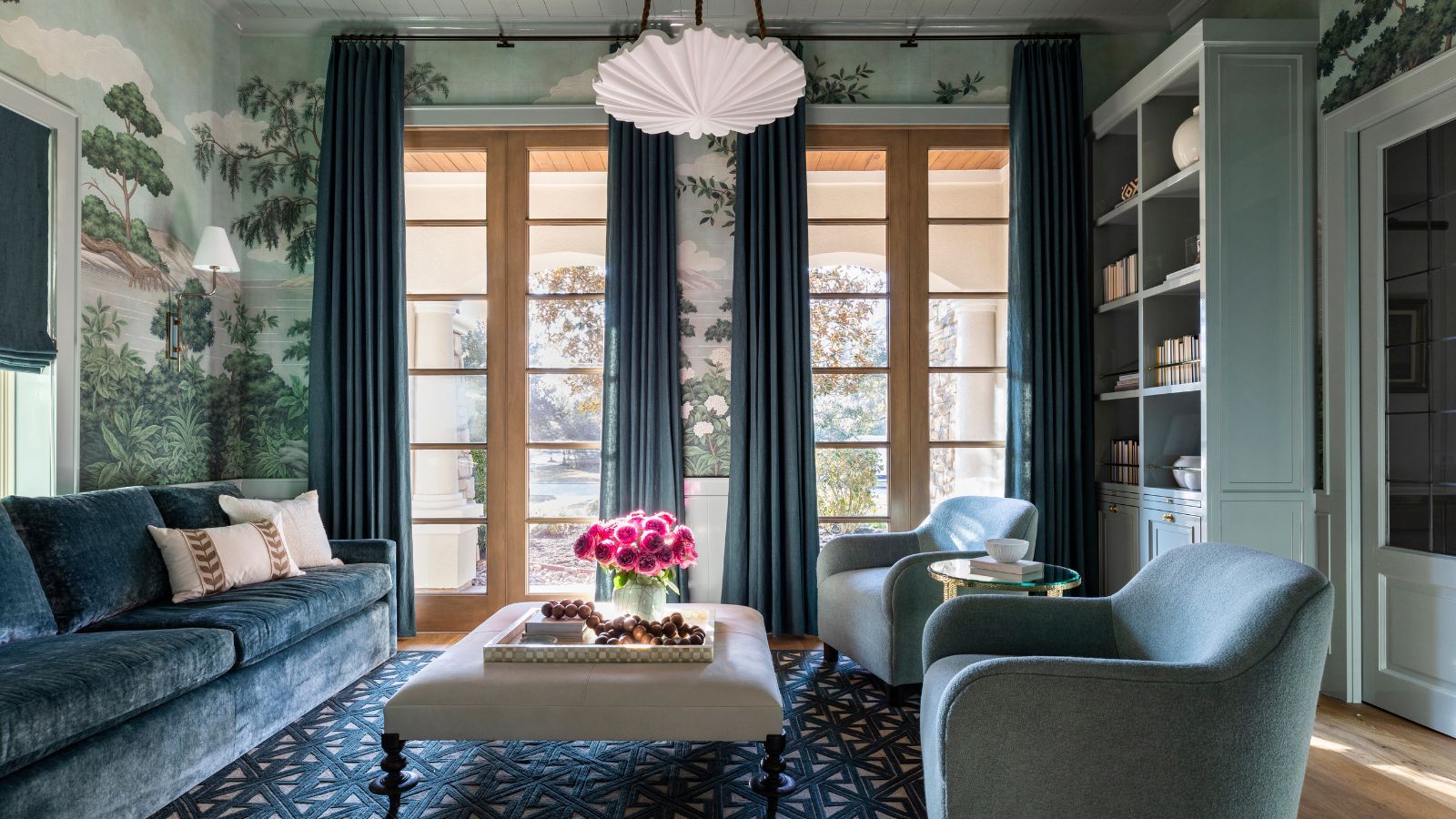These 16 curtain ideas take the guesswork out of this tricky window ...