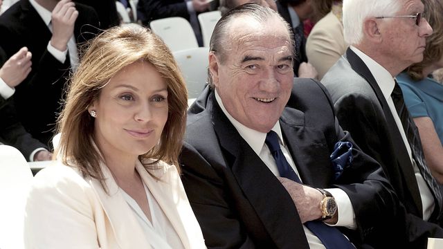 A Nuria González le crecen los enanos: también la demandan los nietos de Fernández  Tapias