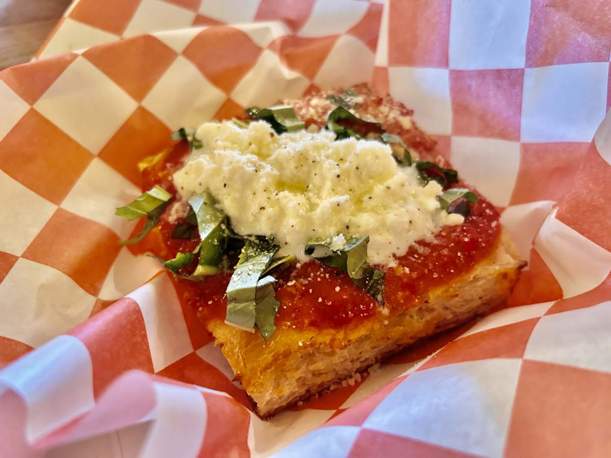Raza's Pizza