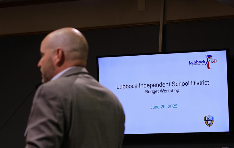 Lubbock ISD sees a $230 million 2026 budget with a $7.6 million deficit ...