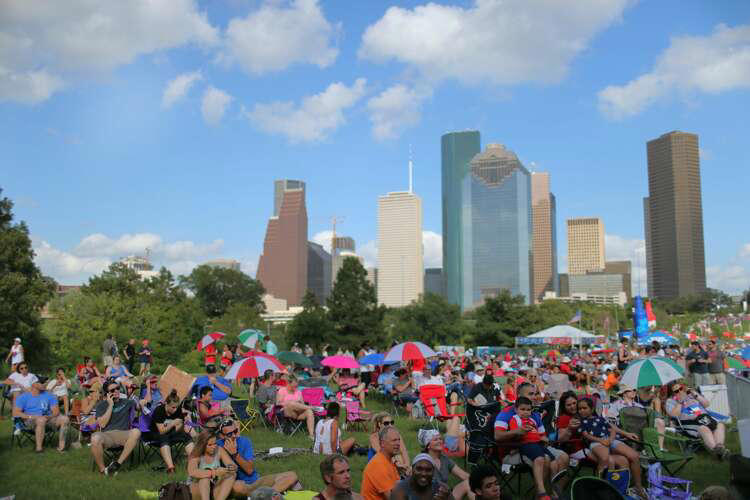 houston fireworks 4th of july what time