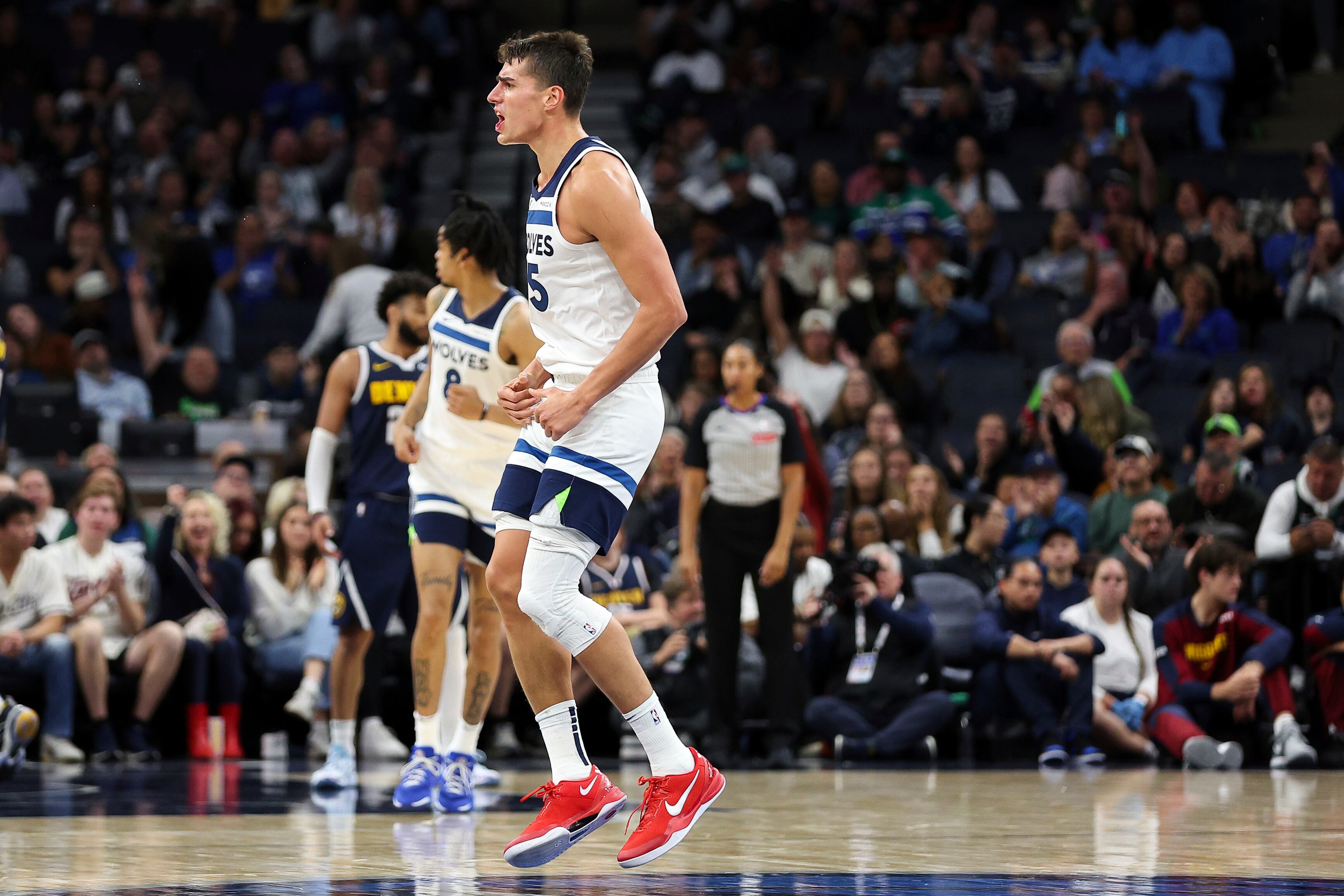 Former Hawkeye Luka Garza signs deal with Celtics