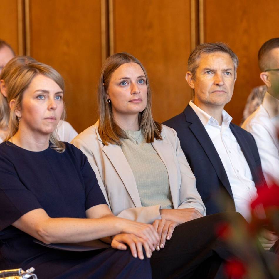 RP-Redakteurin Julia Rathcke mit Wächterpreis ausgezeichnet