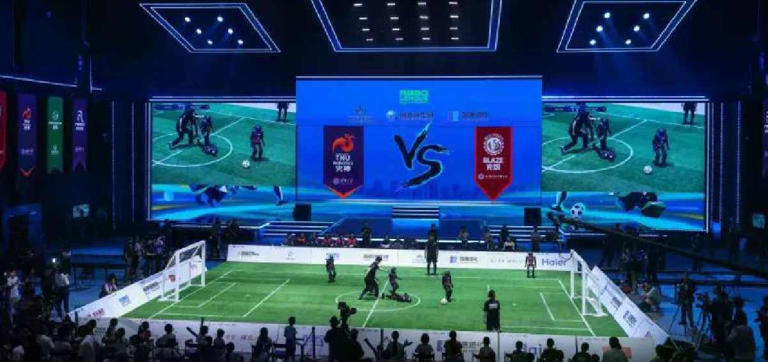 Torneo de robots l CRÉDITO X:news_digitales