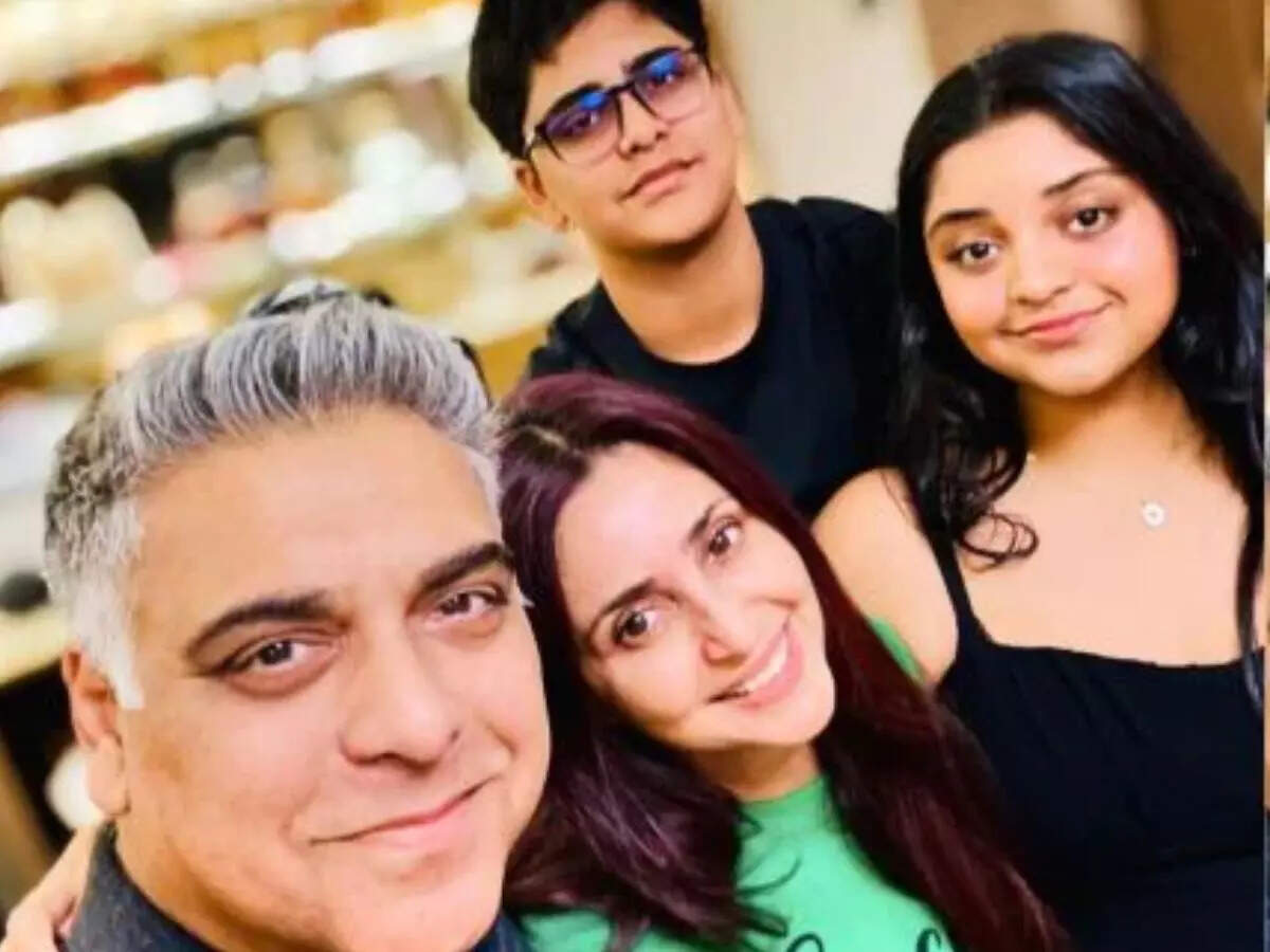 Sakshi Tanwar Photos (Page 4), image size:1200x900