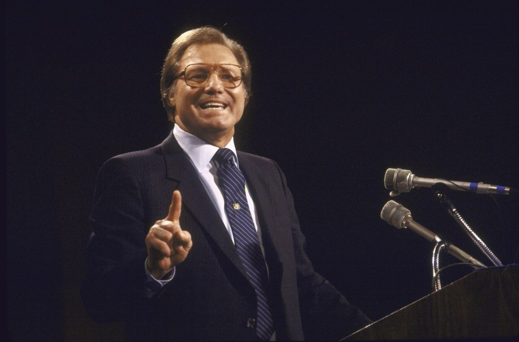 Jimmy Swaggart, TV Evangelist and Cousin to Jerry Lee Lewis Who Became  Enmeshed in Scandal, Dies