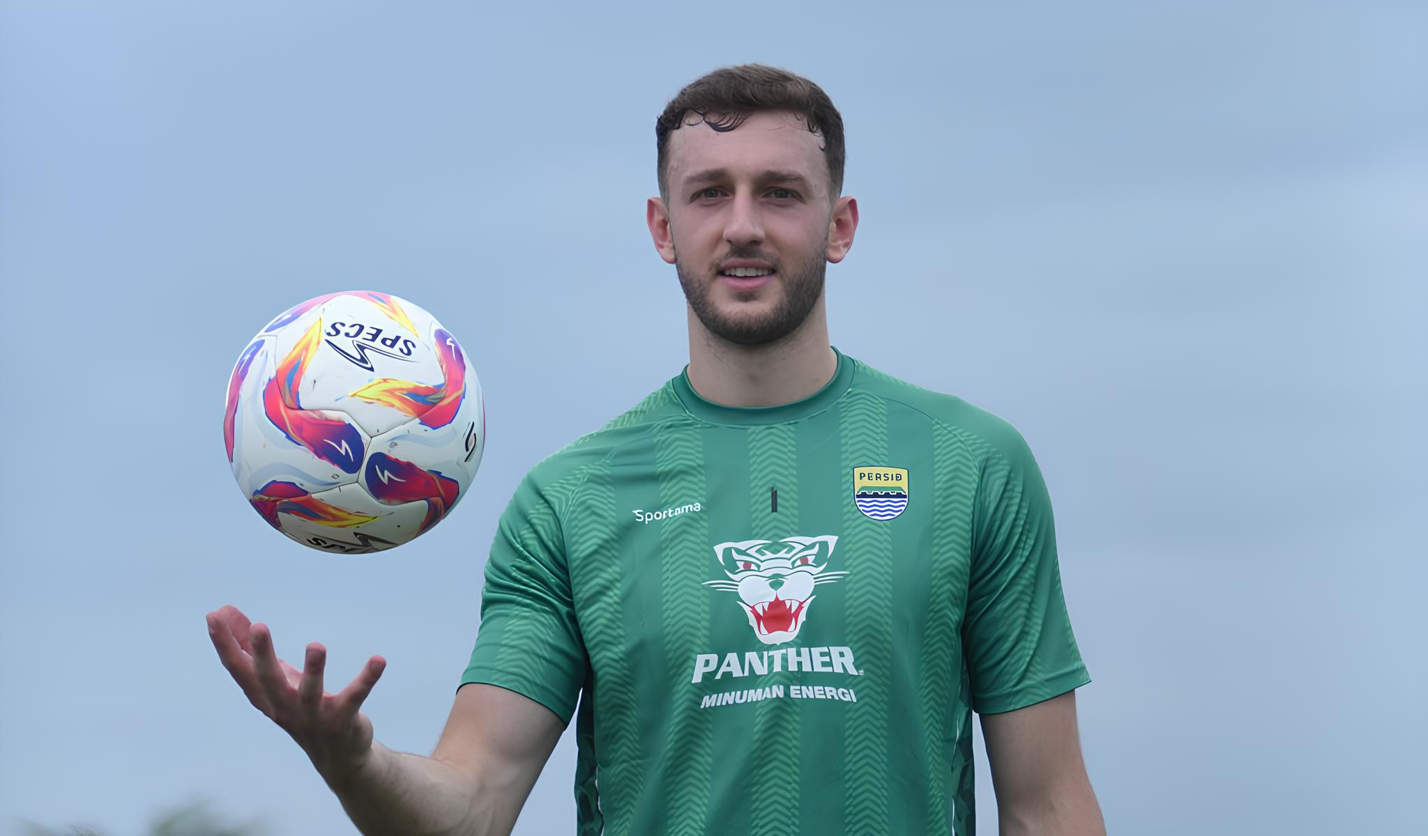 Detik-detik Andrew Jung Marah di Bench Persib, Adam Pryzbek Kaget