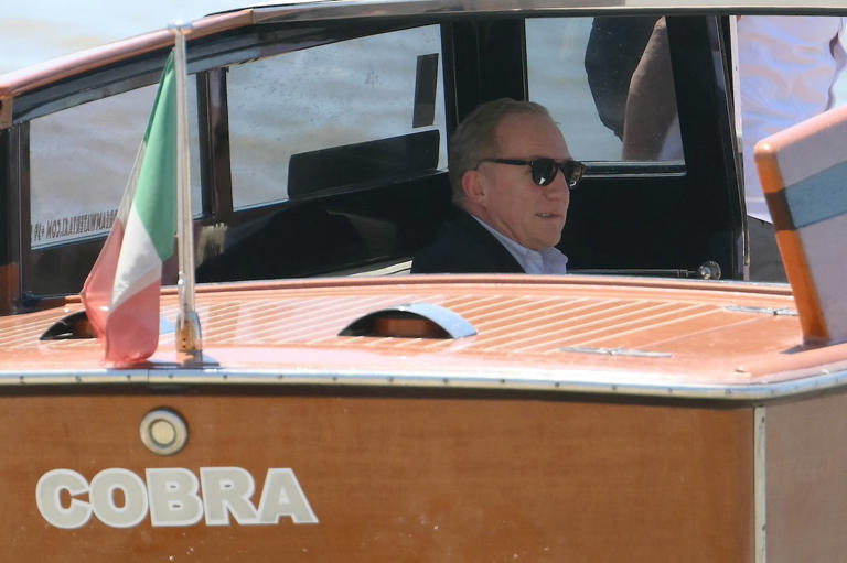 Salma Hayek no fue a la boda de Bezos y su esposo fue solo; esta es la razón