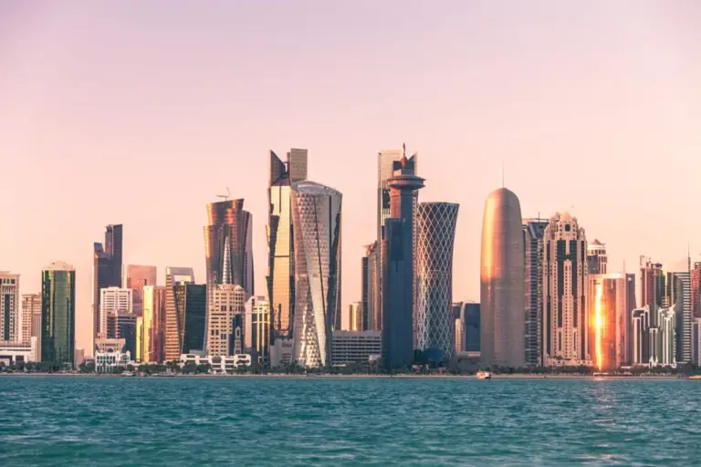 qatar-s-economy-grows-3-7-in-q1-2025