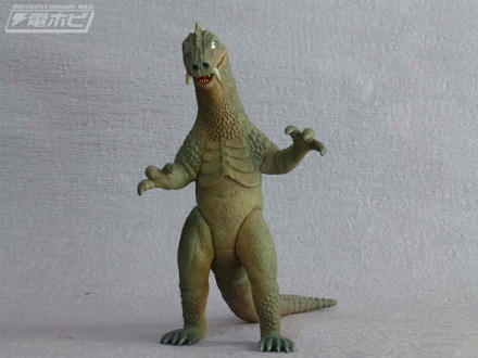マグマ大使＆灼熱怪獣アロン・大恐竜（ブルマァク復刻）ソフビフィギュア２体セット マグマ大使＆灼熱怪獣アロン・大恐竜（ブルマァク復刻）ソフビ
