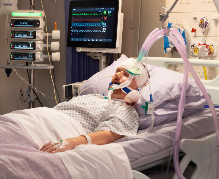 Someone is visiting him in hospital… (Picture: ITV)