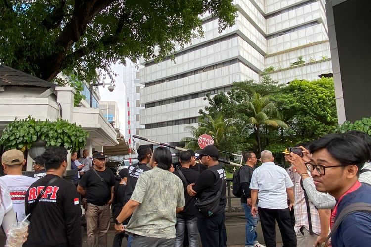 12 Perwakilan Sopir Truk Datangi Kemenhub, Aksi Demo ODOL Makin Memanas