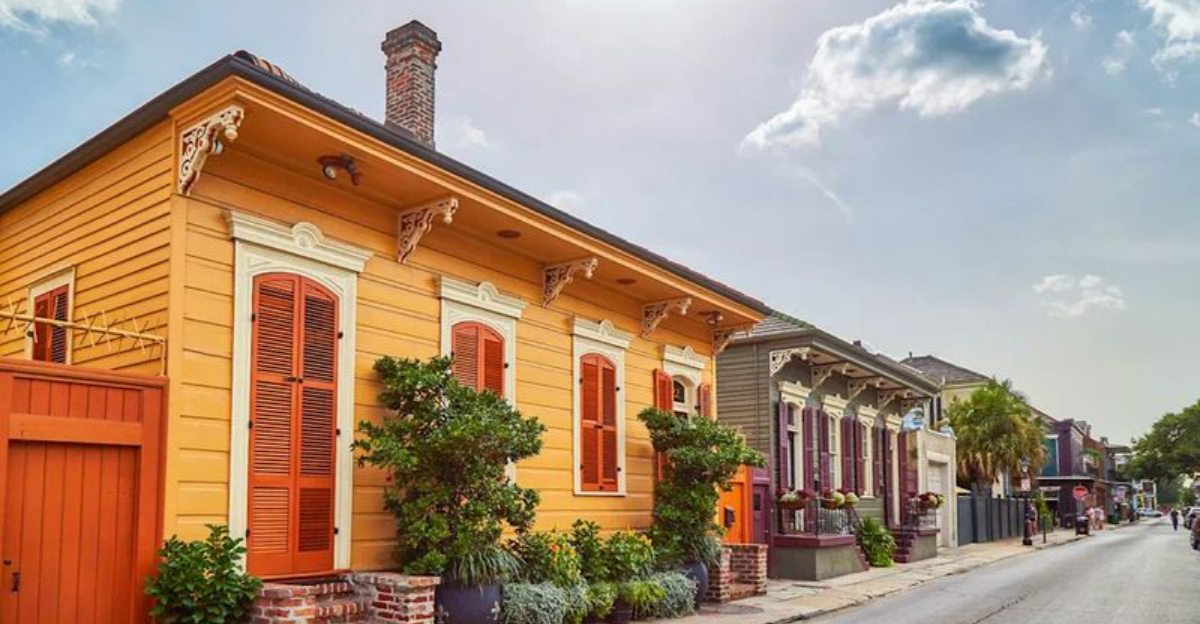 6 Colorful Outdoor Looks 2025 Is Bringing To New Orleans Creole Cottages