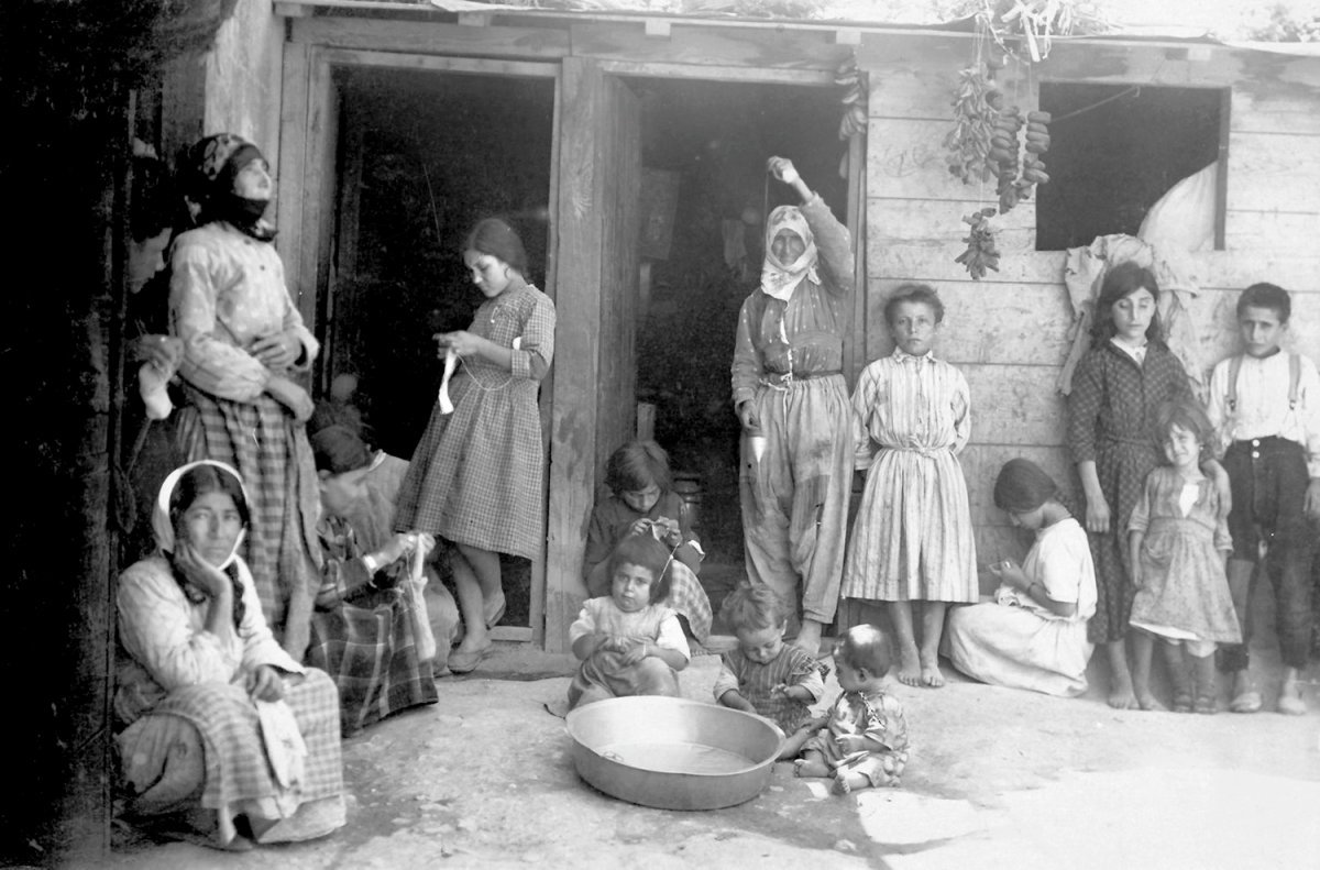 « N’oublie pas notre Arménie », de Yahia Belaskri : les signes avant-coureurs du génocide