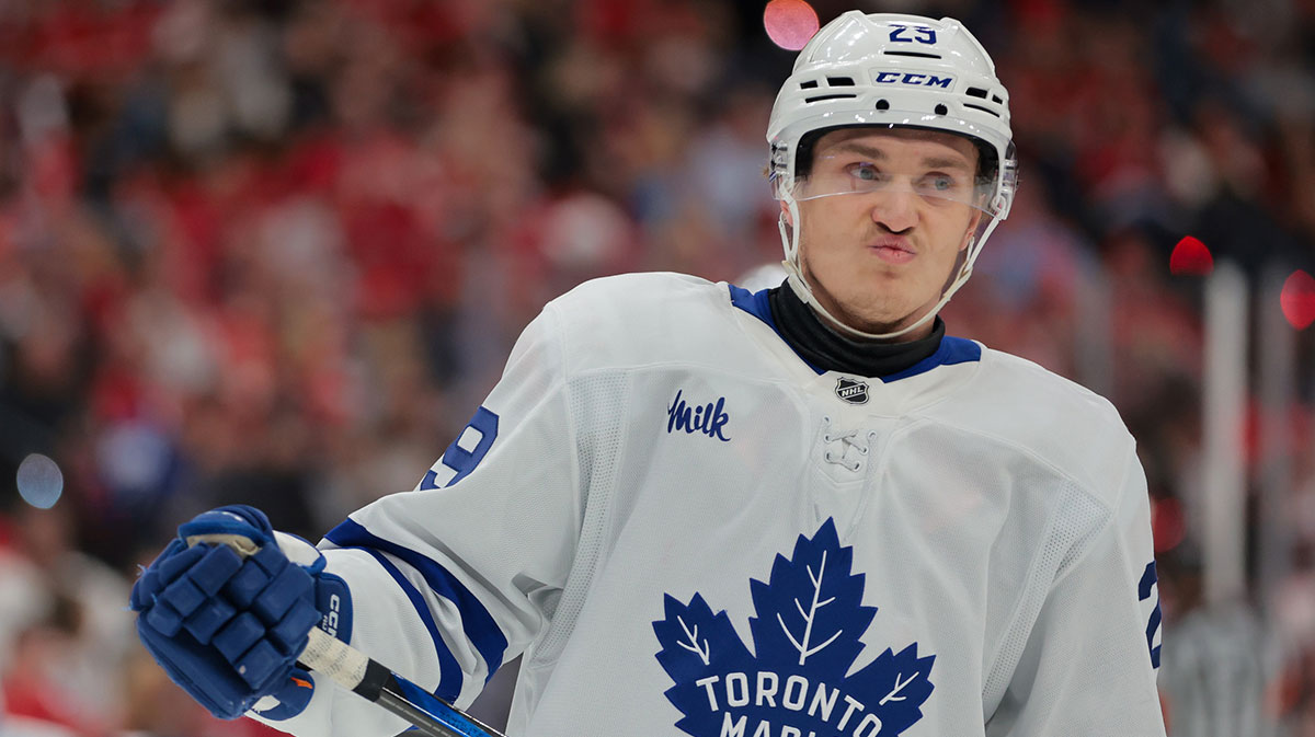 Lightning ink promising 26-year-old forward to 2-year deal