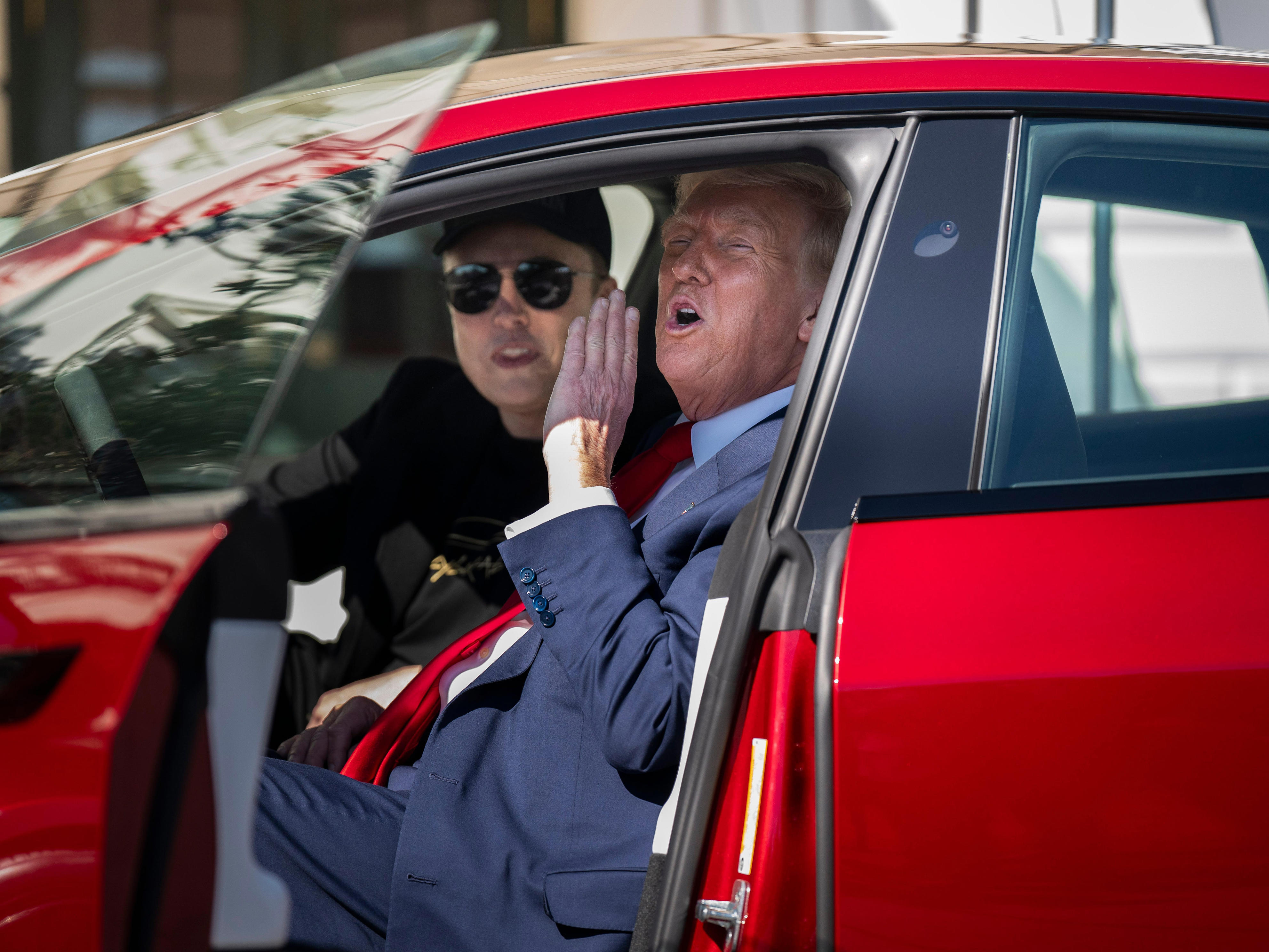 The latest Musk-Trump feud is a 'nail in the coffin' moment for Tesla, investor Ross Gerber says