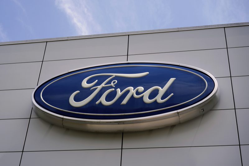 Ford Recalling Over 200 000 Vehicles Due To Rearview Camera Issue
