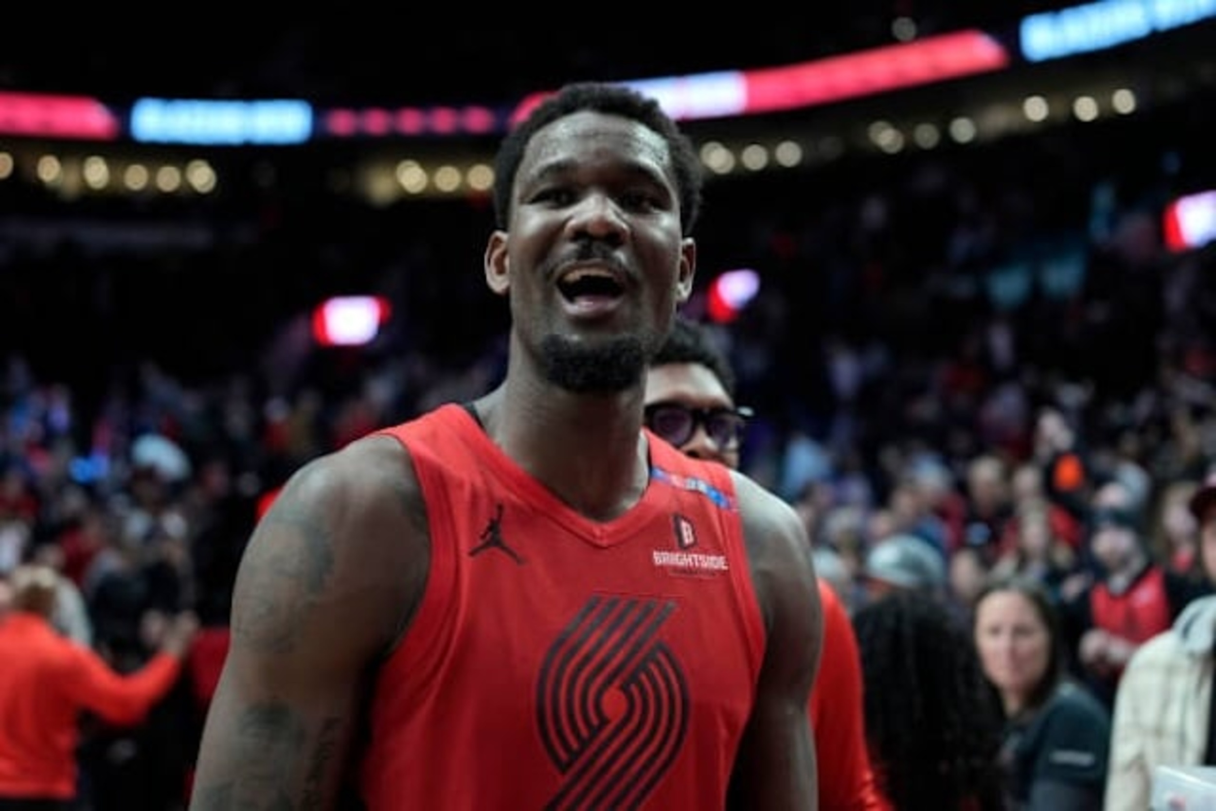 Deandre Ayton Contract Details