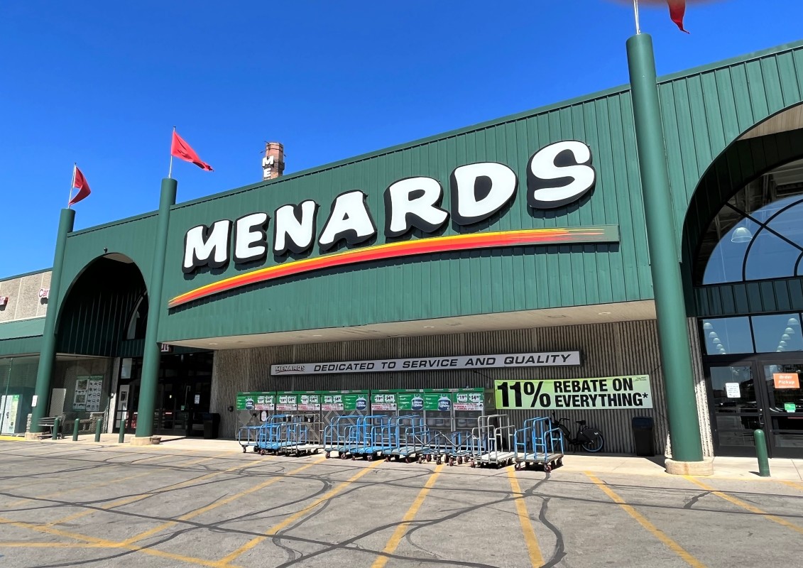 menards july 4 hours