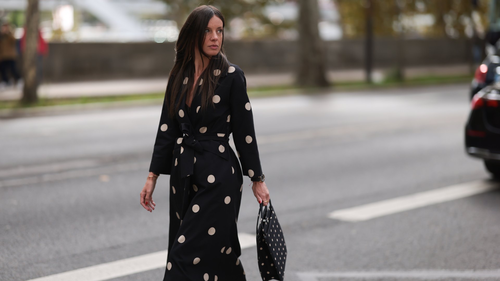 17 Curve-Slimming Summer Dresses That Hide Love Handles - Starting at $18