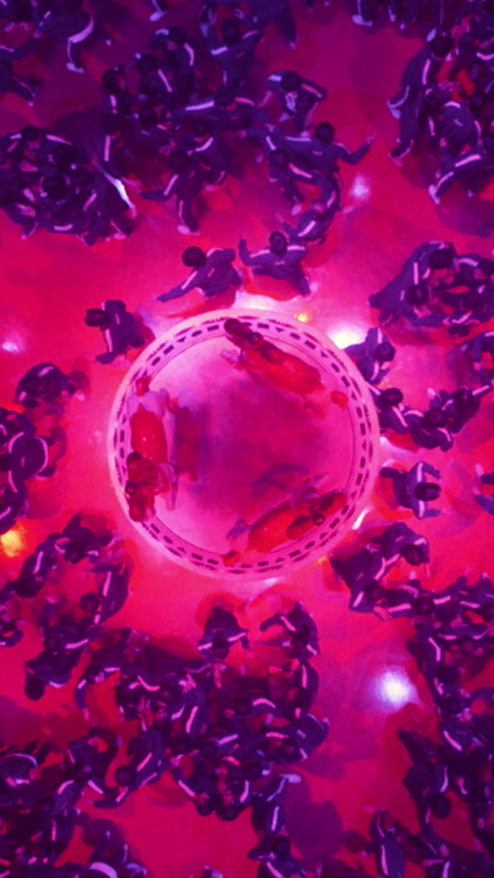 Hwang Dong-hyuk and Kim Ji-yong Discuss an Impressive Camera Shot From ...