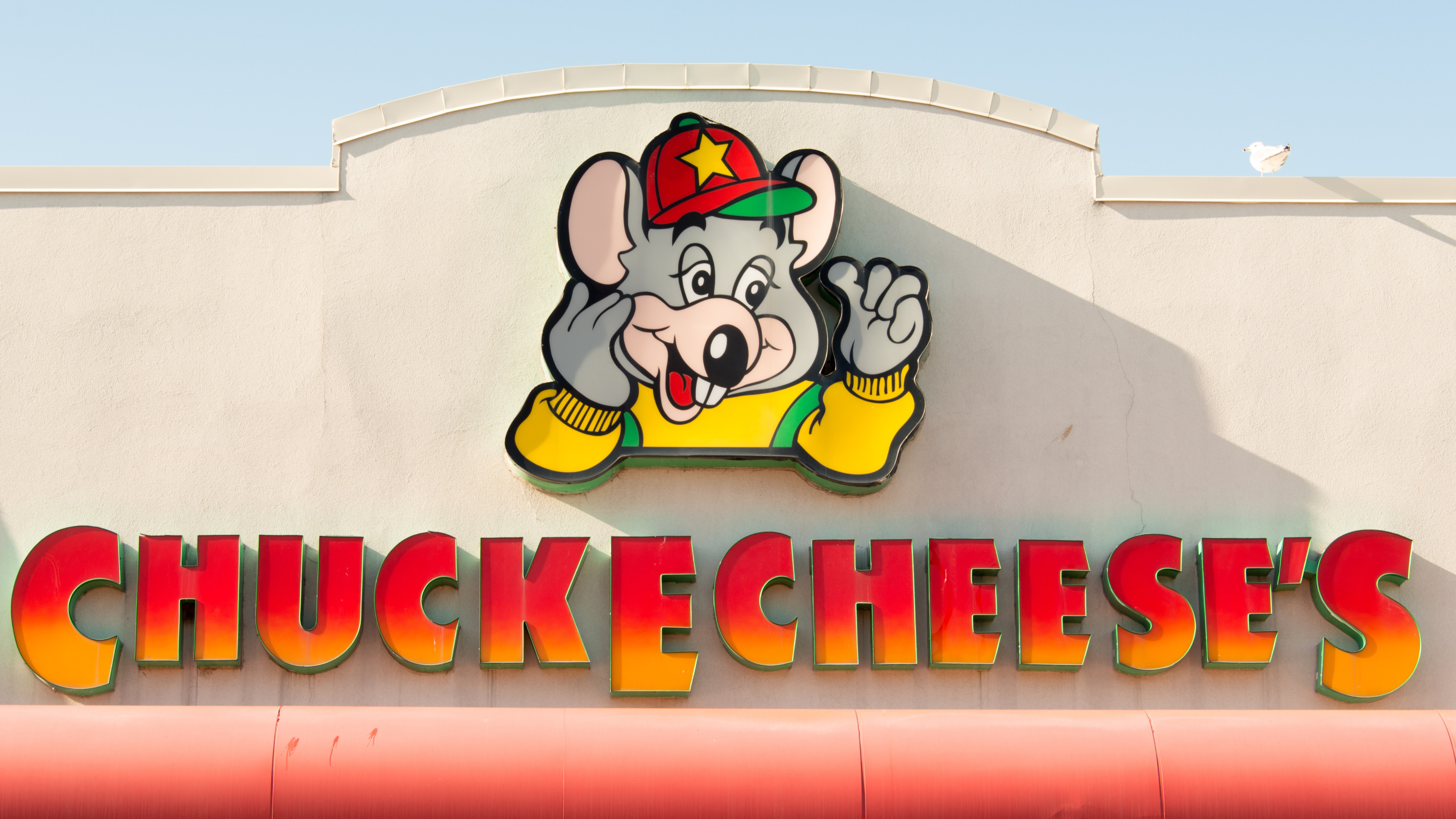 chuck e cheese 4th of july hours