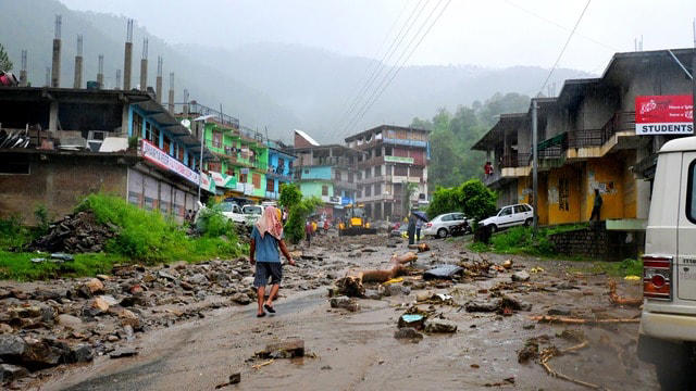 69 लोगों की मौत, 400 करोड़ रुपये का नुकसान... हिमाचल में भारी बारिश के बाद  तबाही का मंजर