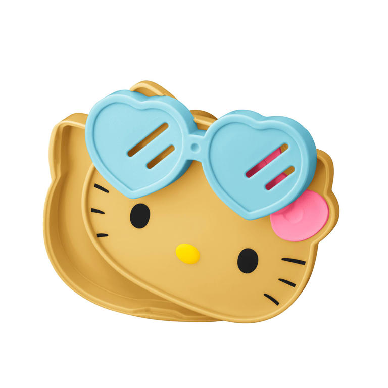 ハローキティ：夏のハッピーセットは日焼け、水着、浴衣！ 玩具続々