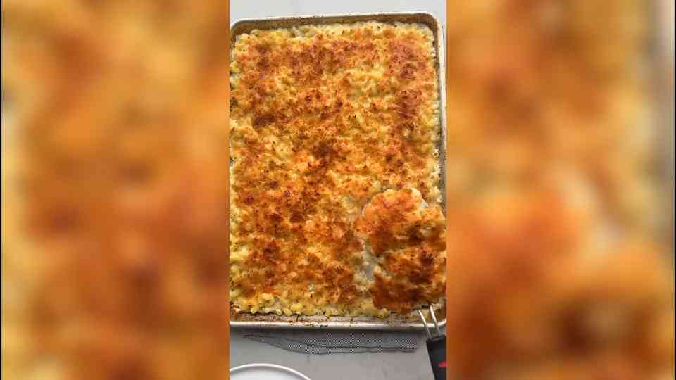 Easy Sheet Pan Mac N Cheese Recipe