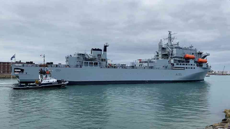 RFA Argus Makes Rare Portsmouth Appearance