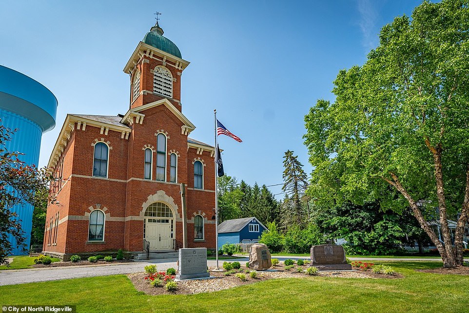 Fast-growing Ohio city struggling to keep up with its own success