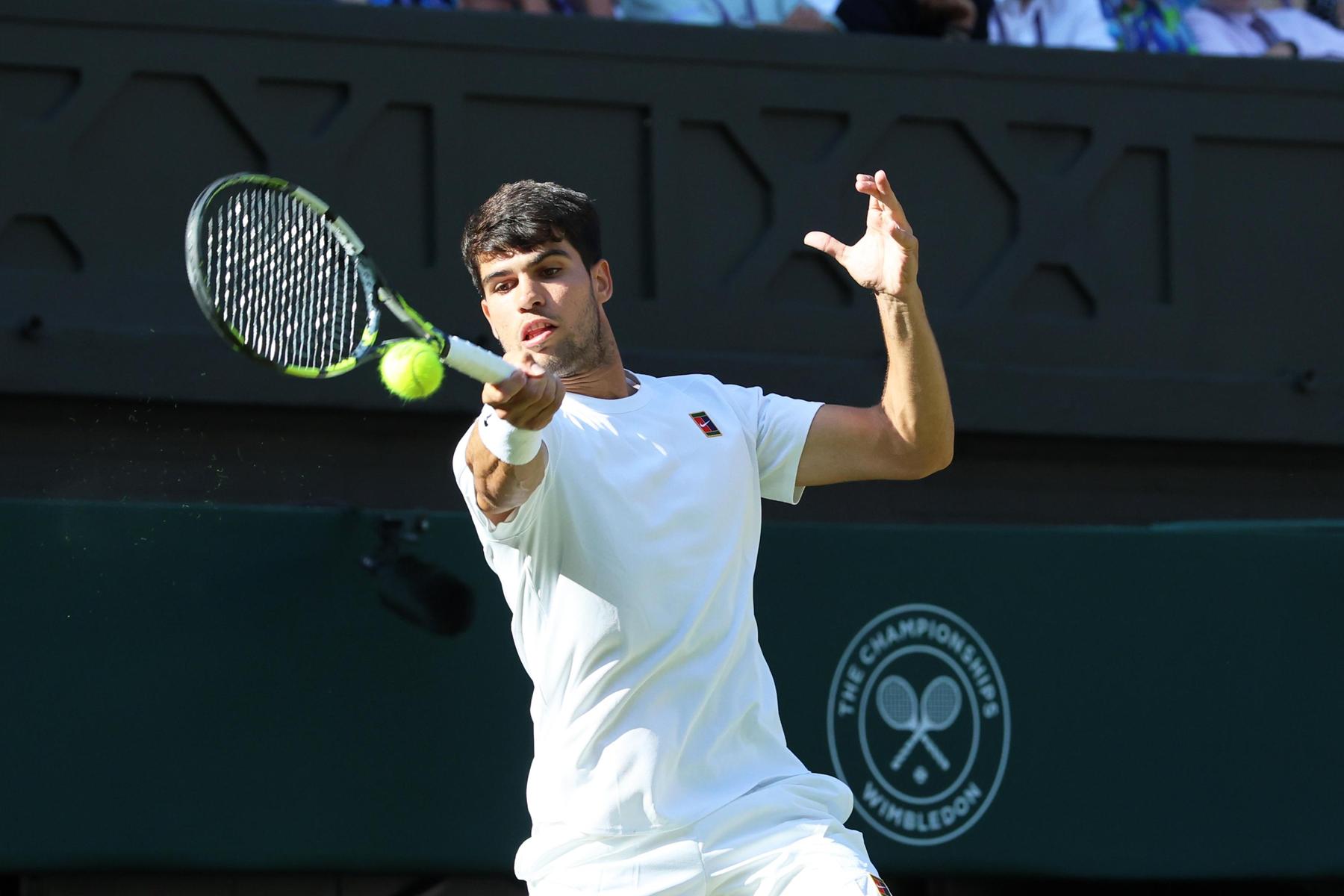 Wimbledon: Carlos Alcaraz souverän weiter, Madison Keys ausgeschieden