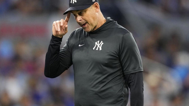 MLB: Yankees Fans Demand Aaron Boone #39 s Head After His Pep Talk