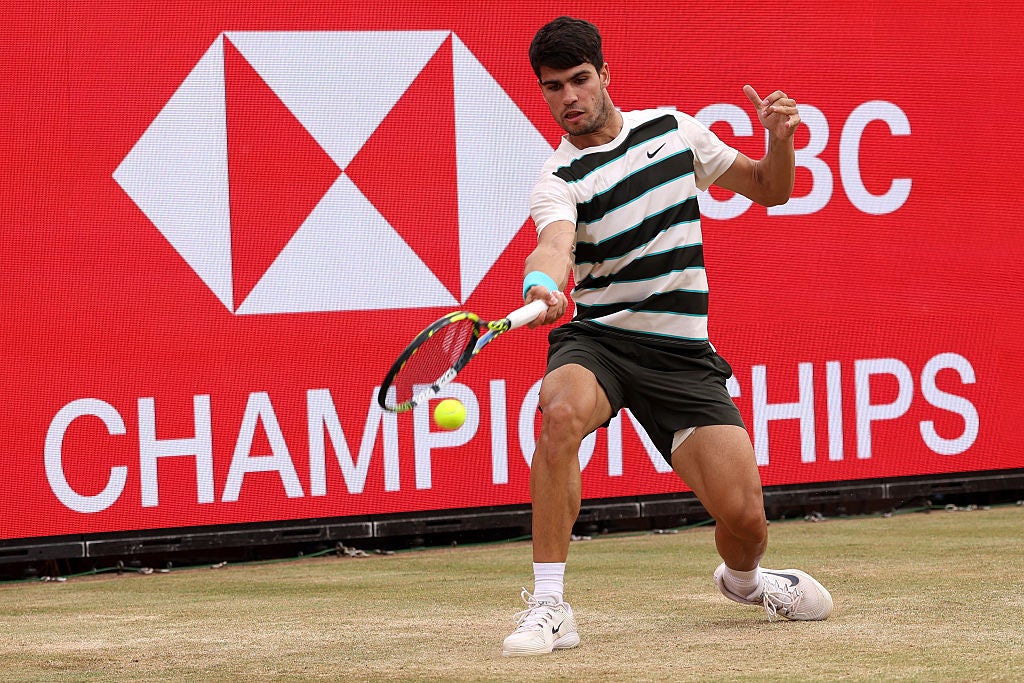 AA1Ha1vW Alcaraz vs. Bautista Agut: Live Scores and Results as Draper Bows Out at Queen’s Tennis