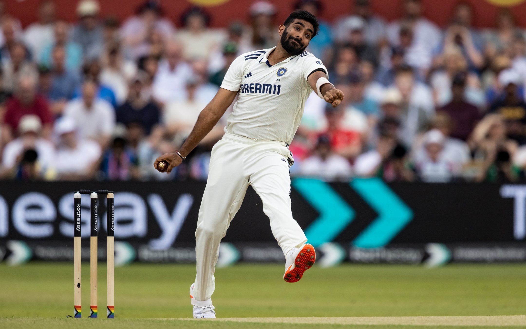 AA1Ha9ml Stealthy Ace: Jasprit Bumrah Achieves Fast-Bowling Perfection