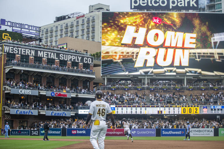 Fernando Tatis Jr hits 3 run homer to lead Padres past Royals