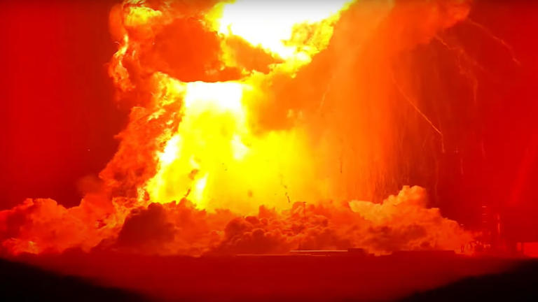 8th major incident for Space X as rocket explodes in Texas