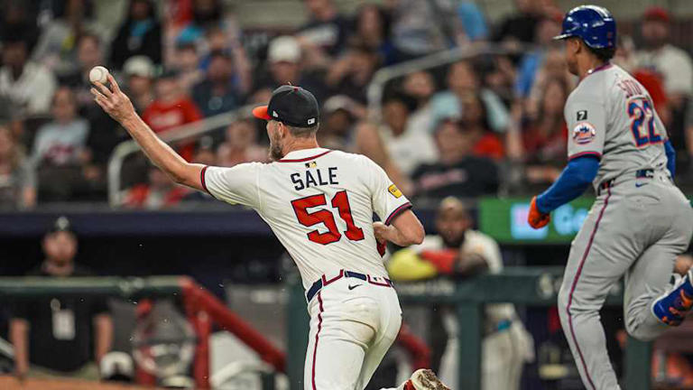 Chris Sale lands on injured list, will miss next start against Mets