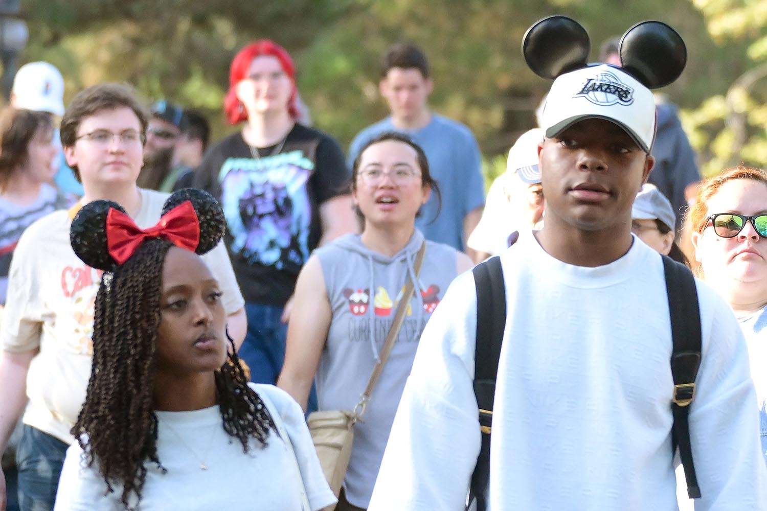 Zahara JoliePitt and Boyfriend Elijah Cooper Hold Hands During(01)