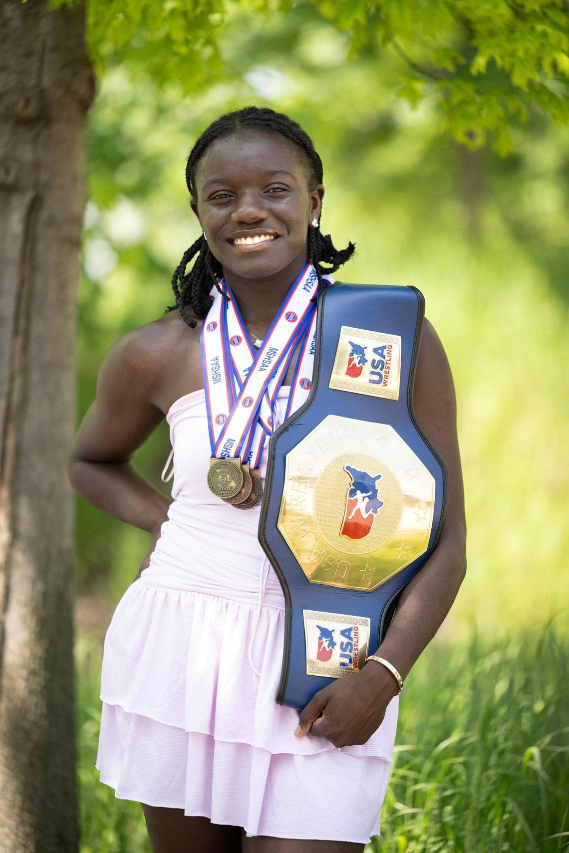 AA1HbDRp Rising Star: Top Female Scholar-Athlete Aims for Olympics, Law Career, and Beyond